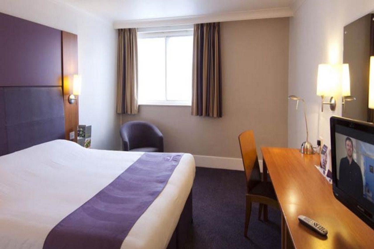 Premier Inn London Croydon Town Centre מראה חיצוני תמונה