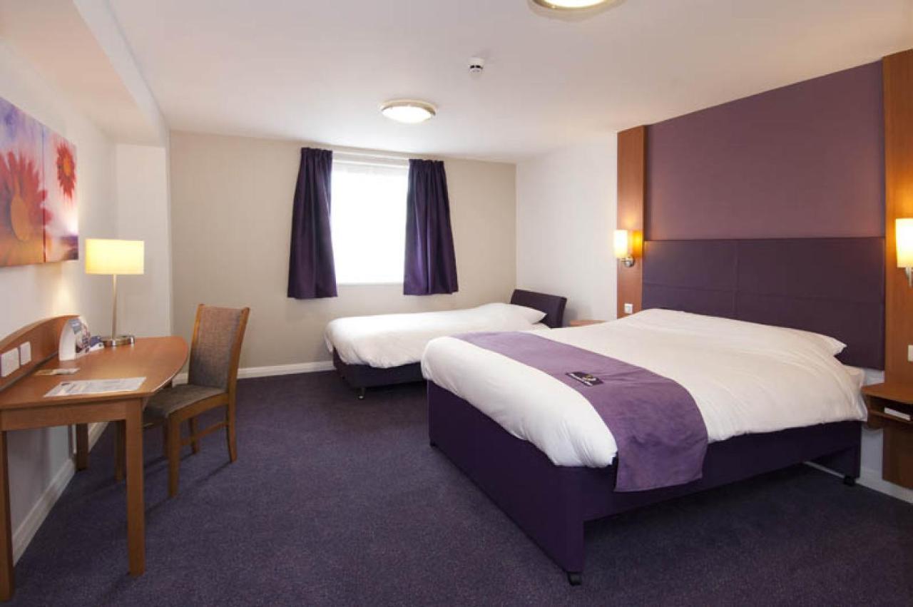 Premier Inn London Croydon Town Centre חדר תמונה